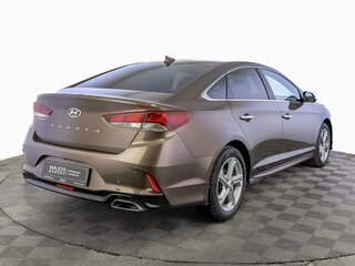 2018 Hyundai Sonata VII (LF) Рестайлинг, коричневый, 1770000 рублей, вид 5