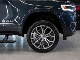 2026 Ram 1500 Crew Cab V Рестайлинг, синий, 11099341 рублей, вид 4