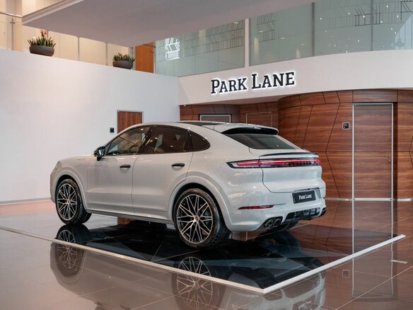 2026 Porsche Cayenne Coupé III Рестайлинг, серый, 18850000 рублей - вид 1