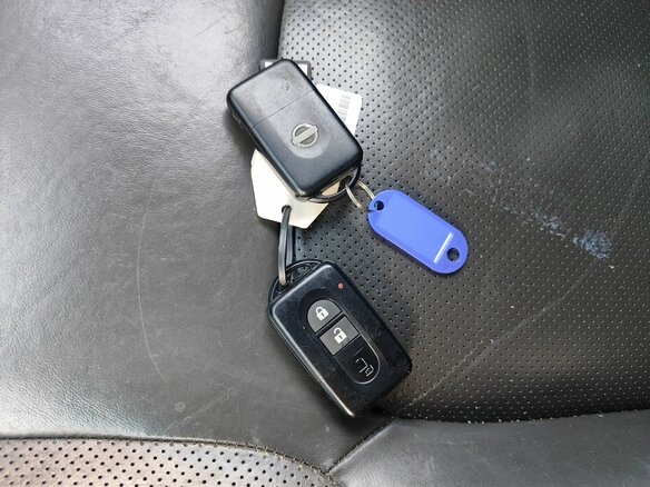 2010 Nissan Pathfinder III Рестайлинг, чёрный, 1029000 рублей - вид 12