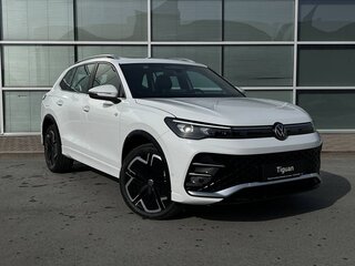 2026 Volkswagen Tiguan L Pro III (China Market), белый, 4700000 рублей, вид 3
