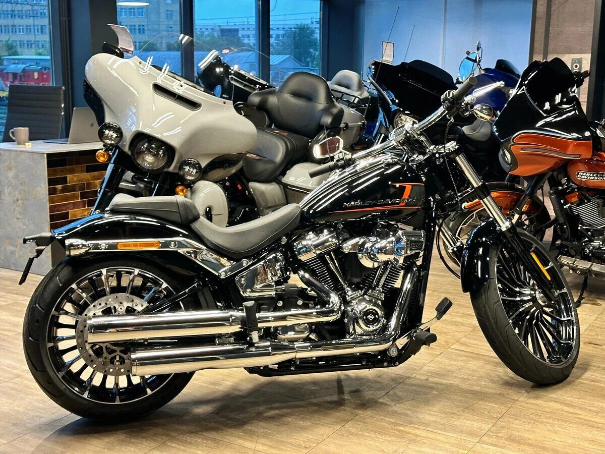 Harley-Davidson Breakout