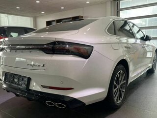 2026 Geely Preface I, белый, 3329990 рублей, вид 5