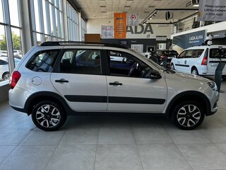 2025 Lada (ВАЗ) Granta Cross I Рестайлинг, серебристый, 1407000 рублей, вид 4