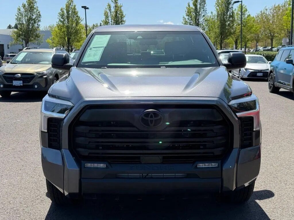 Toyota Tundra Crew Max CrewMax III