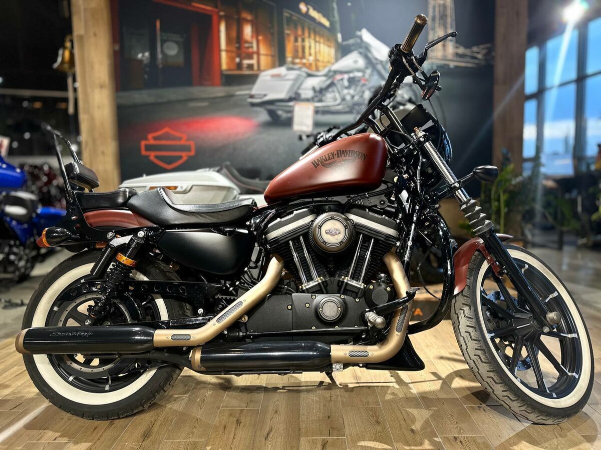 Harley-Davidson Sportster 883