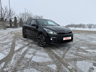2018 Kia Rio IV, чёрный, 1300000 рублей, вид 3