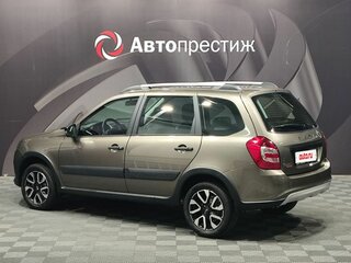 2026 Lada (ВАЗ) Granta Cross I Рестайлинг, коричневый, 1216000 рублей, вид 5
