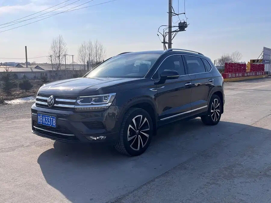 Volkswagen Tharu I
