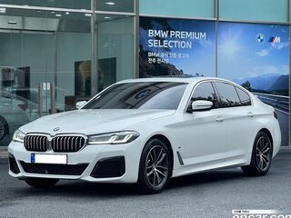 2023 BMW 5 серии 523d xDrive VII (G30/G31) Рестайлинг, белый, 6454507 рублей, вид 1