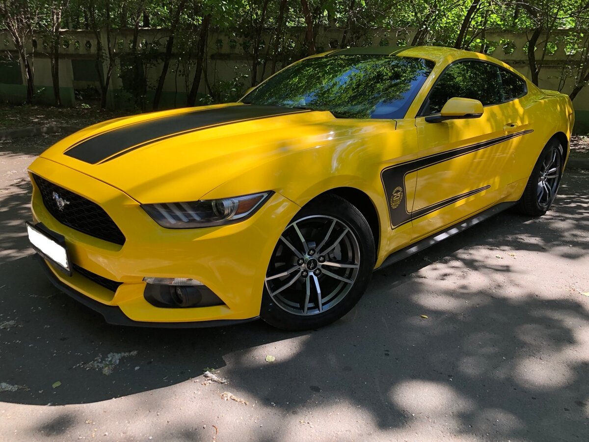 Ford Mustang gt 2017 Р¶РµР»С‚С‹Р№