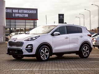 2018 Kia Sportage IV Рестайлинг, белый, 1955000 рублей, вид 1