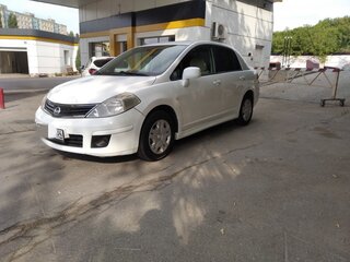 2012 Nissan Tiida I Рестайлинг, белый, 415000 рублей, вид 1