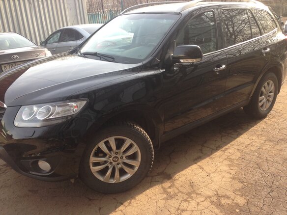 2011 Hyundai Santa Fe II Рестайлинг, чёрный - вид 1