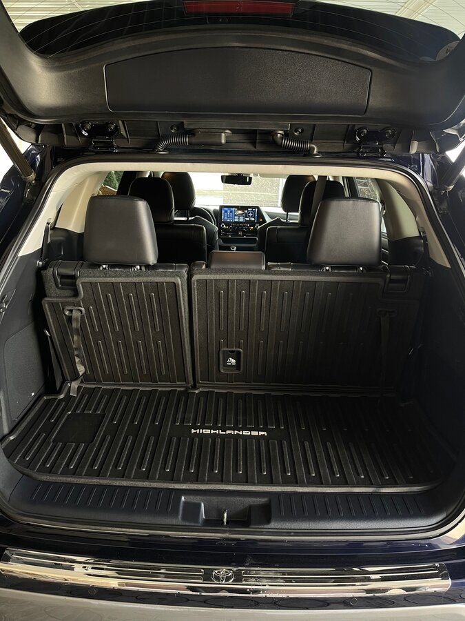 Купить б/у Toyota Highlander IV (U70) 2.5hyb AT (248 л.с.) 4WD гибрид ...