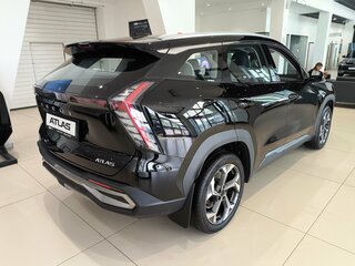 2026 Geely Atlas II, чёрный, 3449990 рублей, вид 5
