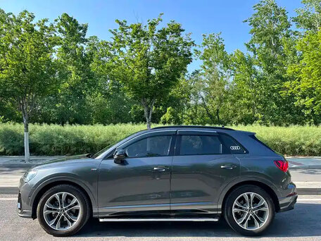 2023 Audi Q3 35 TFSI II (F3), серый, 2809000 рублей, вид 5