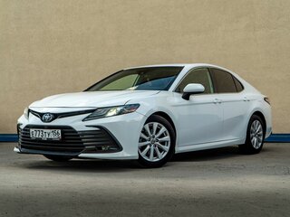 2020 Toyota Camry US Market VIII (XV70) Рестайлинг, белый, 1979000 рублей, вид 1