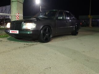 1990 Mercedes-Benz W124 260, фиолетовый, 230000 рублей, вид 1