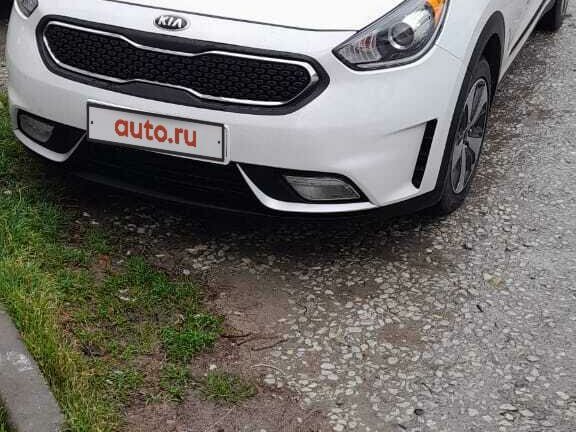 Купить б/у Kia Niro I 1.6hyb AMT (105 л.с.) гибрид робот в Геленджике ...