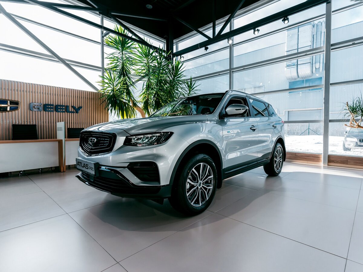 Geely отзывает в России почти 40 тысяч кроссоверов Atlas