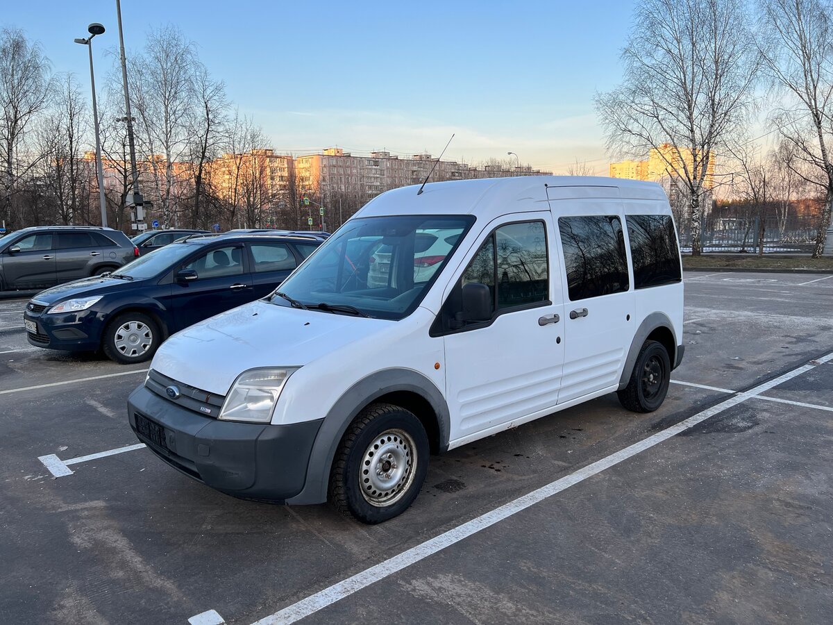 Ford Tourneo connect 1
