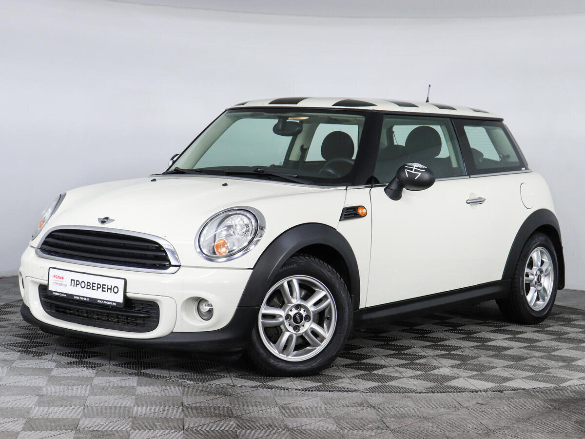 Купить б/у Mini Hatch II (R56) Рестайлинг One 1.6 AT (98 л.с.) бензин ...