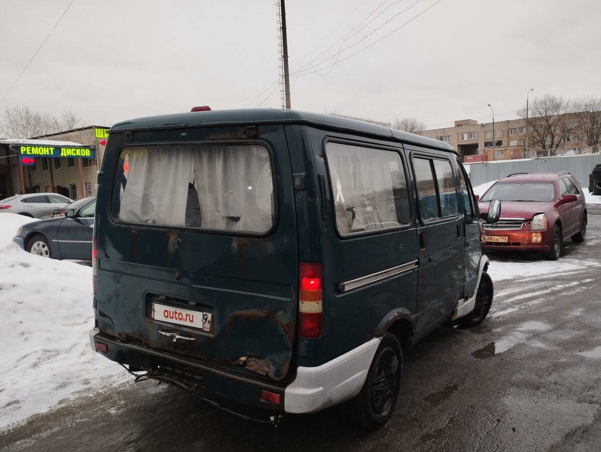 Купить б/у ГАЗ Соболь (2217) бензин механика в Москве: зелёный ...