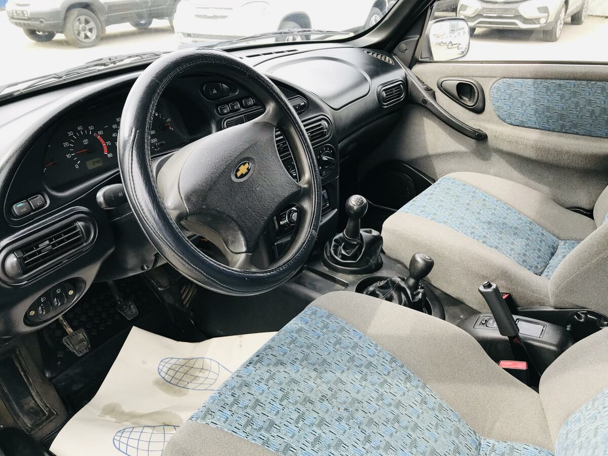 Что лучше шевроле нива или шевроле ланос - фото