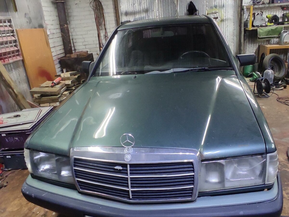 Купить б/у Mercedes-Benz 190 (W201) 1982-1993 1.8 AT (109 л.с.) бензин ...