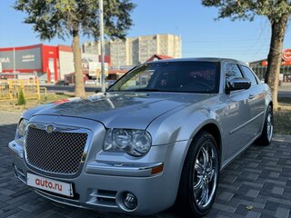 2009 Chrysler 300C I, серебристый, 1580000 рублей, вид 1