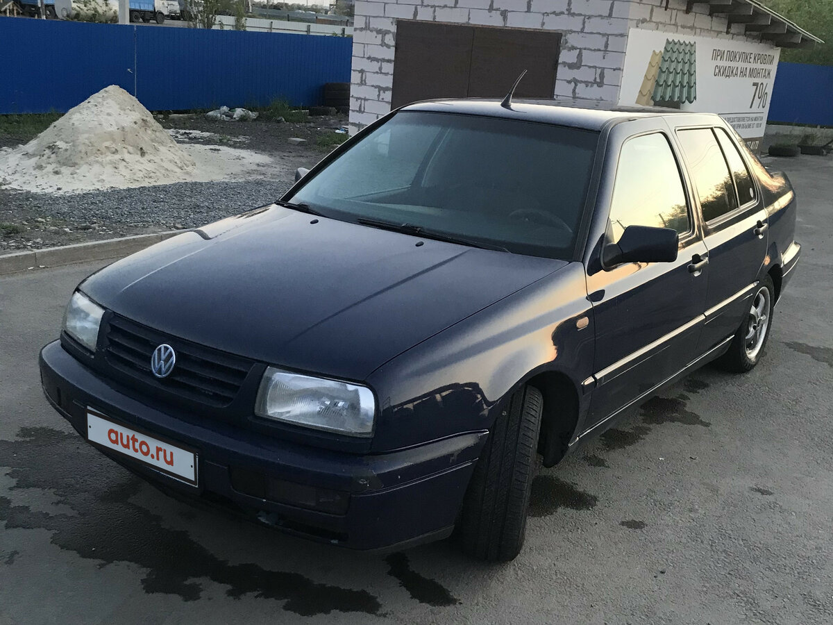 Купить б/у Volkswagen Vento 19911998 2.0 MT (115 л.с