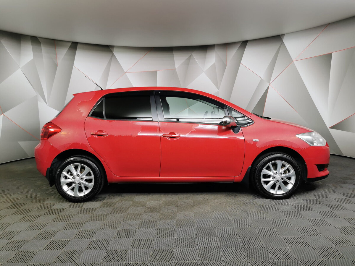 Купить б/у Toyota Auris I 1.6 AMT (124 л.с.) бензин робот в Москве ...