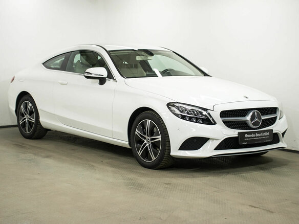 2019 Mercedes-Benz C-Класс 200 IV (W205) Рестайлинг, белый - вид 2