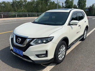 2021 Nissan X-Trail III Рестайлинг, белый, 1800000 рублей, вид 1
