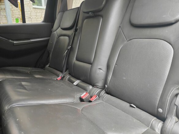 2010 Nissan Pathfinder III Рестайлинг, белый, 1400000 рублей - вид 8