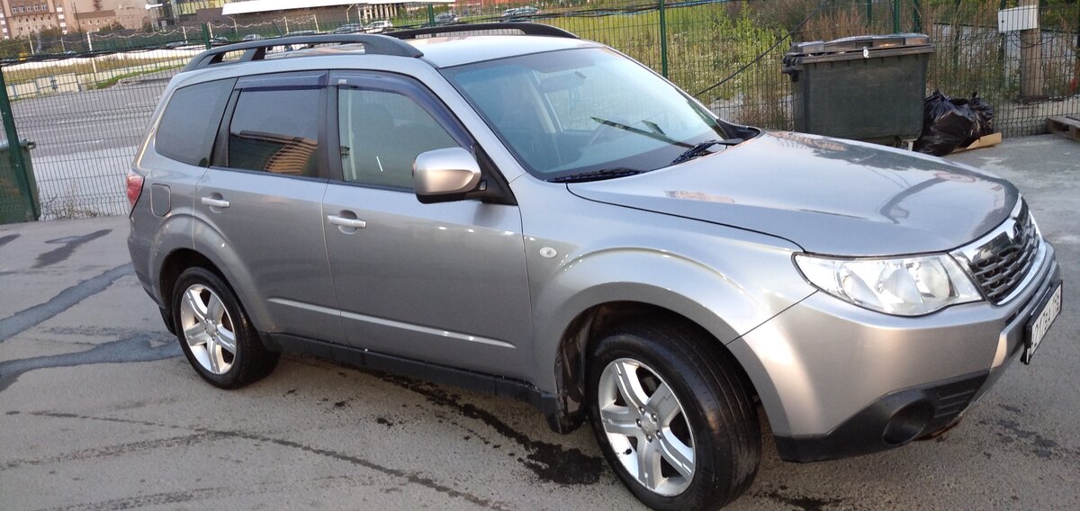 Купить б/у Subaru Forester III 2.5 AT (173 л.с.) 4WD