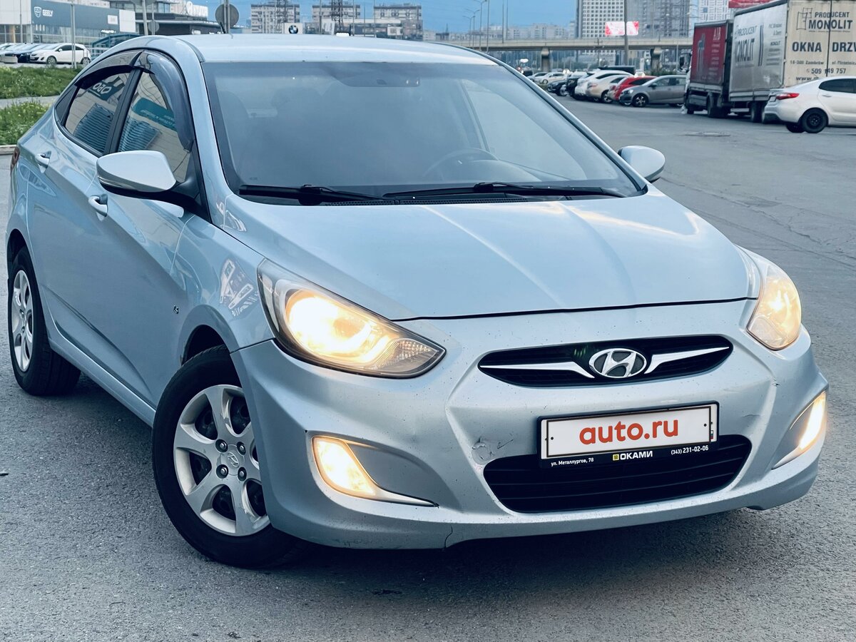 Купить б/у Hyundai Solaris I 1.6 AT (123 л.с.) бензин автомат в ...