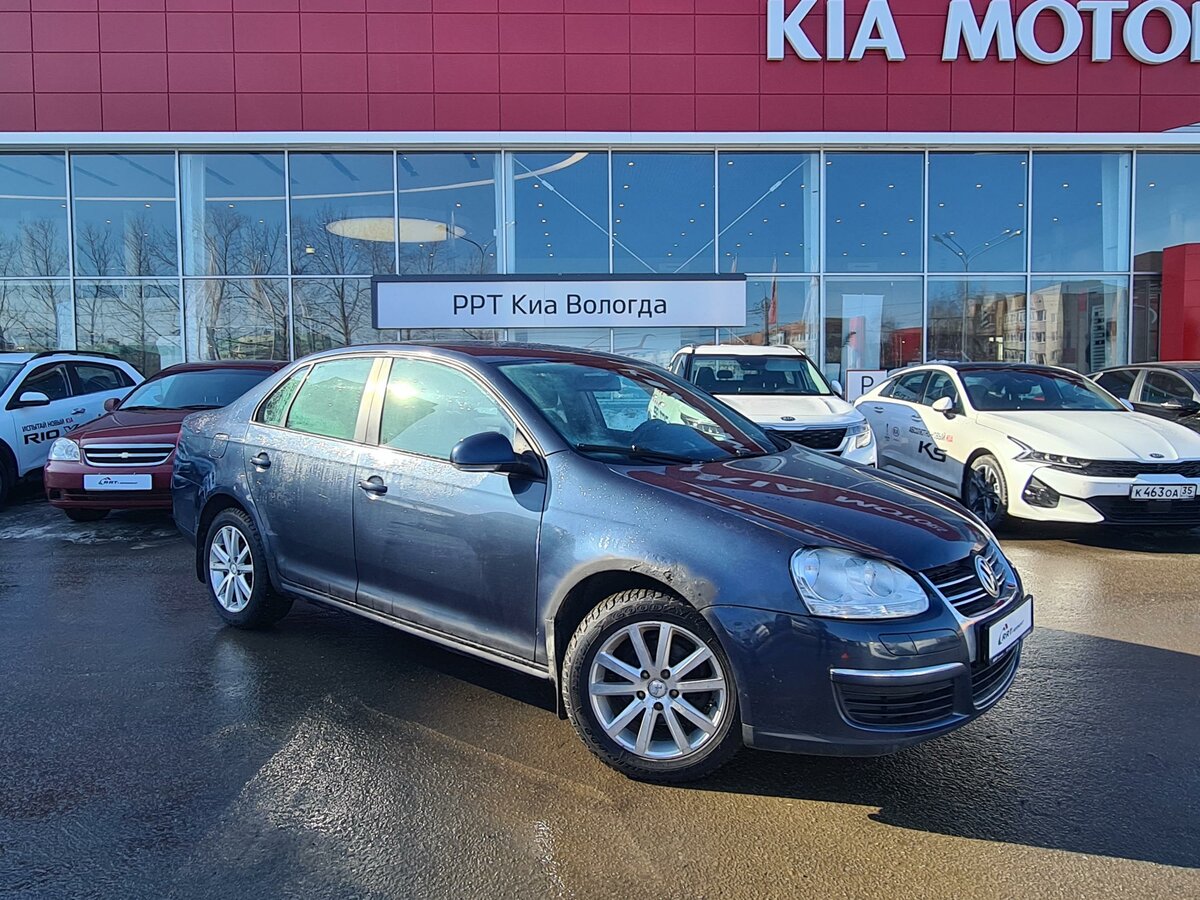 Купить б/у Volkswagen Jetta V 1.6 MT (102 л.с.) бензин