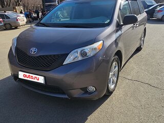 2010 Toyota Sienna III, серый, 1150000 рублей, вид 1