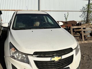 2014 Chevrolet Cruze I Рестайлинг, белый, 290000 рублей, вид 1