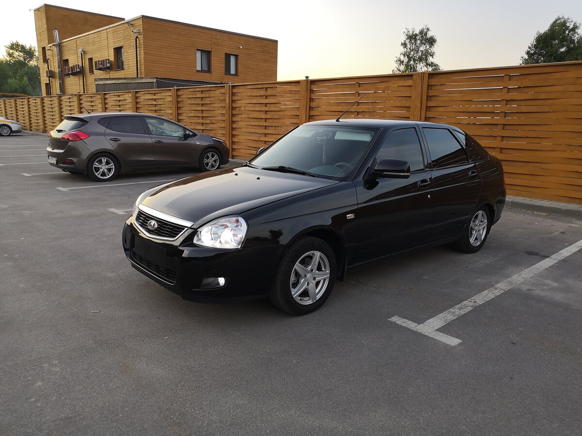 Купить б/у Lada (ВАЗ) Priora I 1.6 MT (98 л.с.) бензин механика в Воронеже: сере