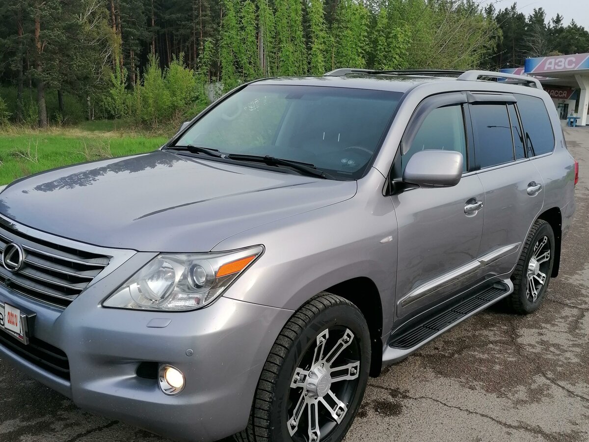 Лексус джип 2008