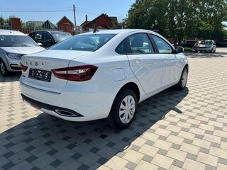 2026 Lada (ВАЗ) Vesta I Рестайлинг (NG), белый, 1685000 рублей, вид 4