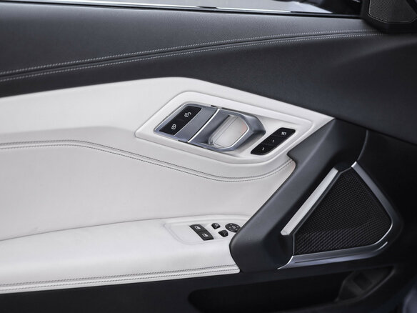 2020 BMW Z4 20i III (G29), синий, 6200000 рублей - вид 29