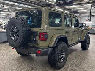 2026 Jeep Wrangler IV (JL) Рестайлинг, зелёный, 8999000 рублей, вид 3