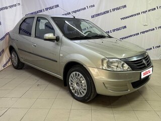 2013 Renault Logan I Рестайлинг, бежевый, 395000 рублей, вид 3