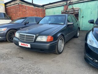 1996 Mercedes-Benz C-Класс 180 I (W202), чёрный, 420000 рублей, вид 1