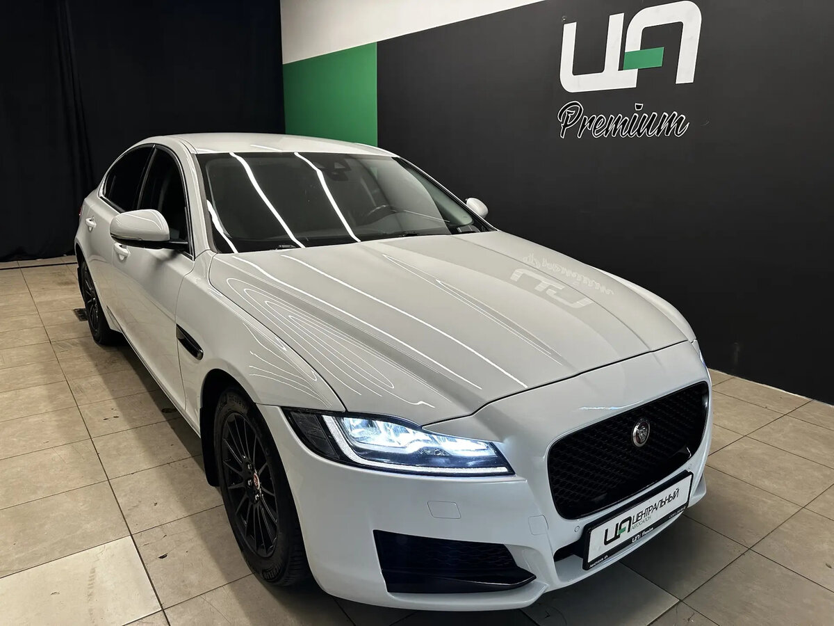 Jaguar XF II