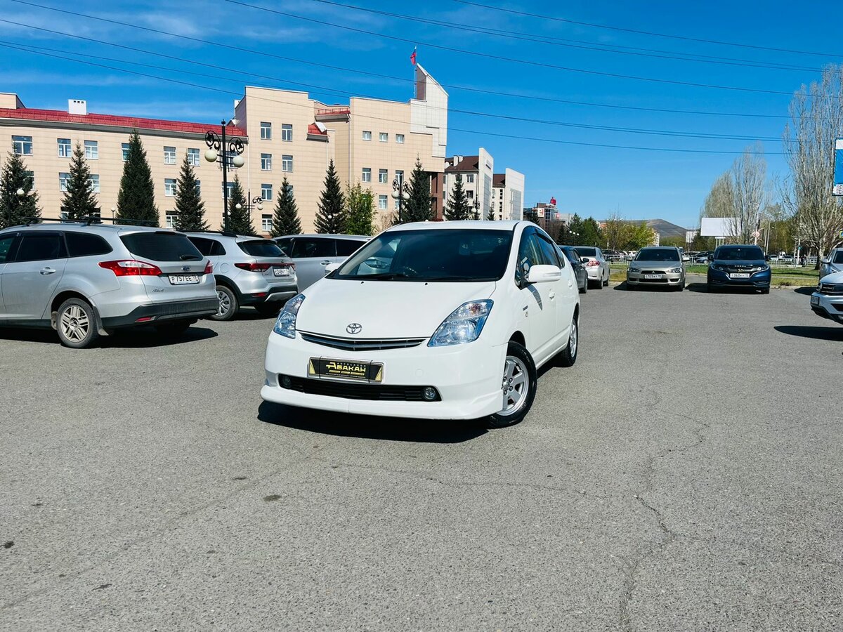 Toyota Prius II Рестайлинг (XW20)